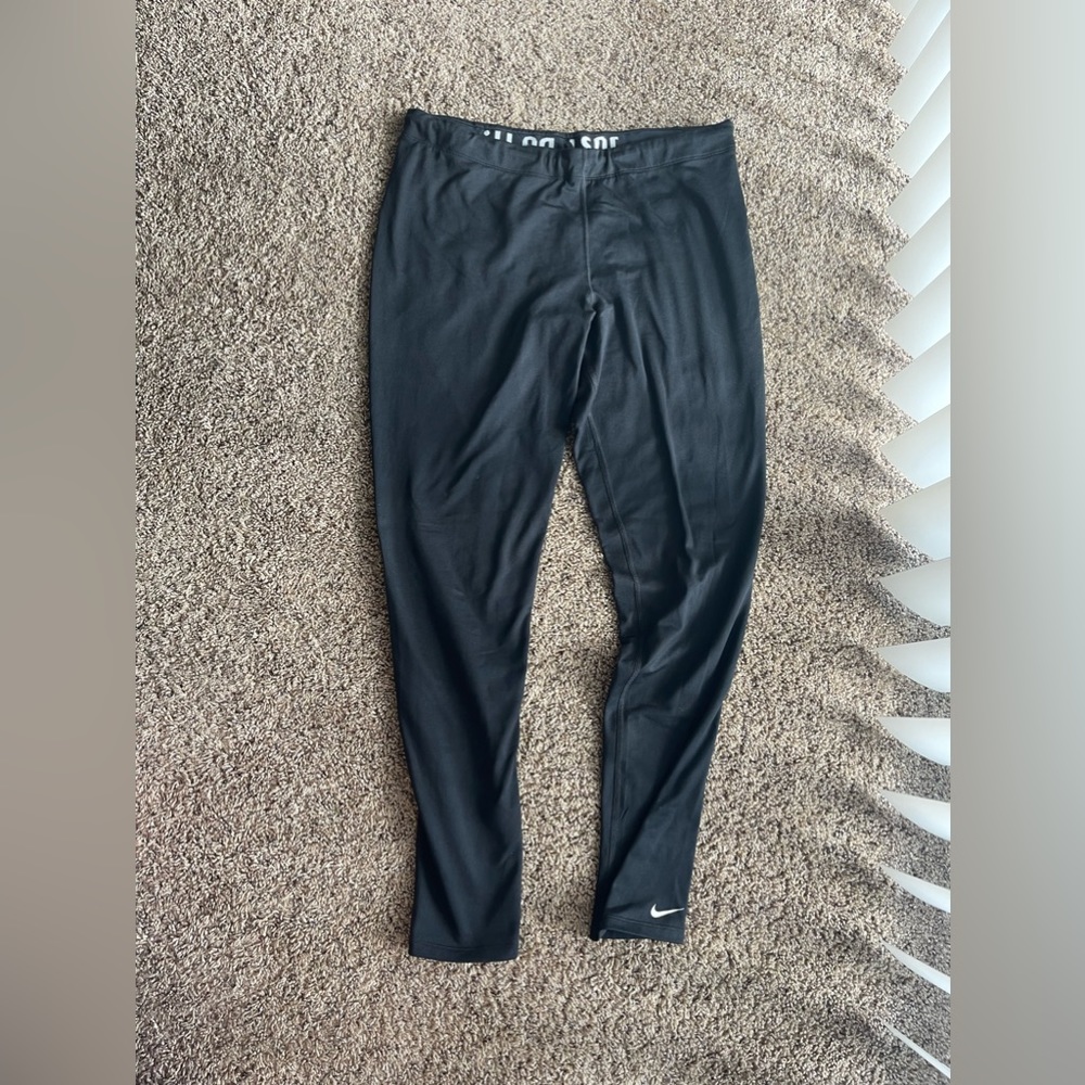 Nike therma fit leggings